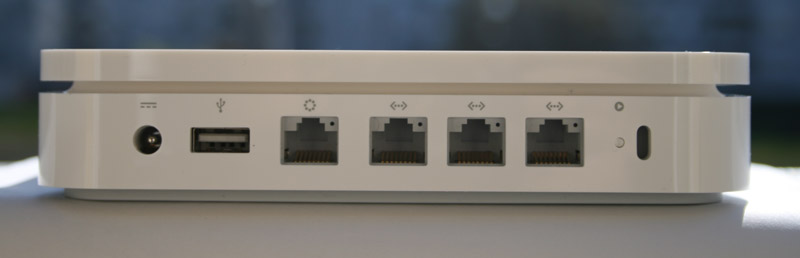 Illustration for article titled The Things Other Apple Airport Extreme Reviews Don't Tell You